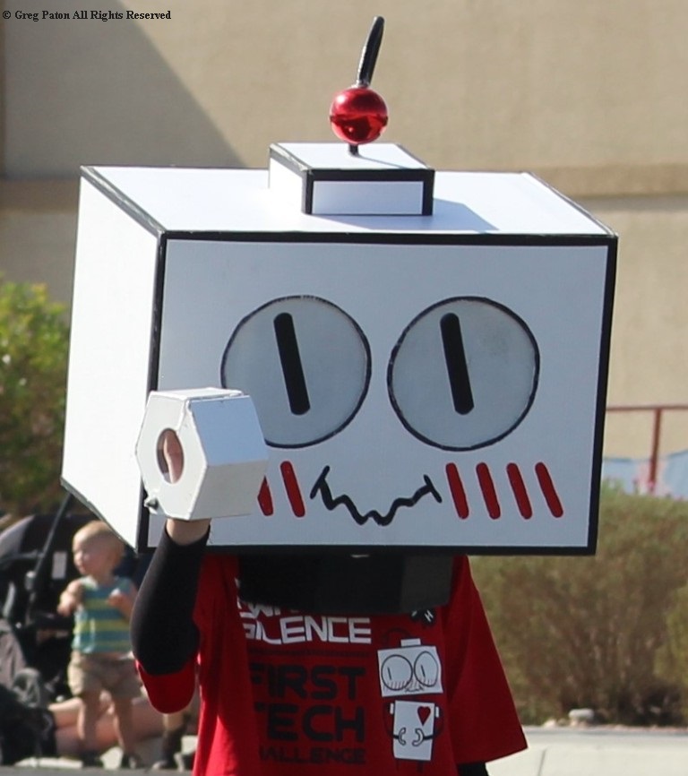 Pahrump Fall Festival Parade & Car Show radio-head.