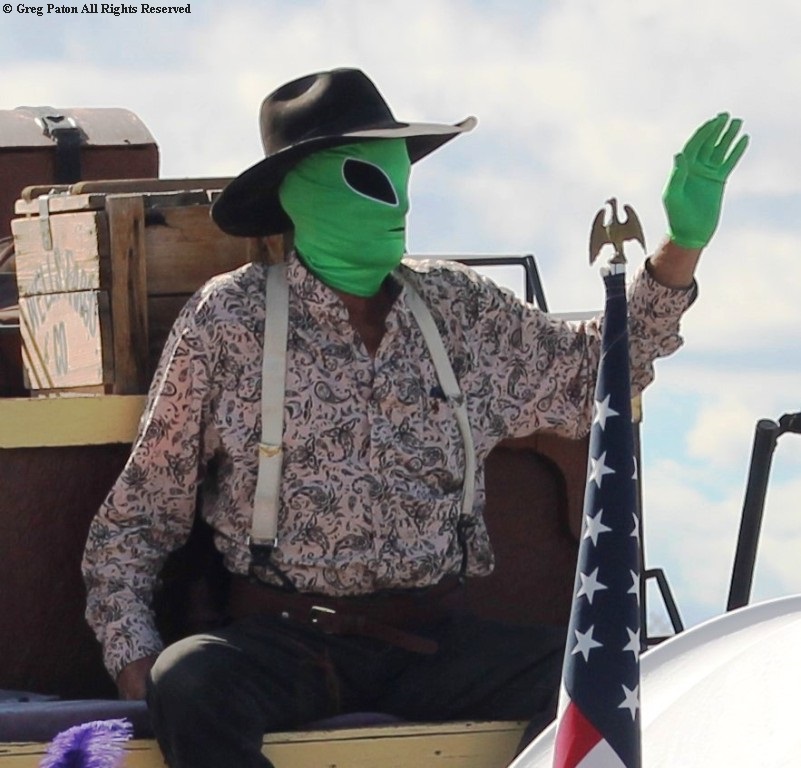 Pahrump Fall Festival Parade & Car Show Pahrump Gunfighter Stagecoach alien.